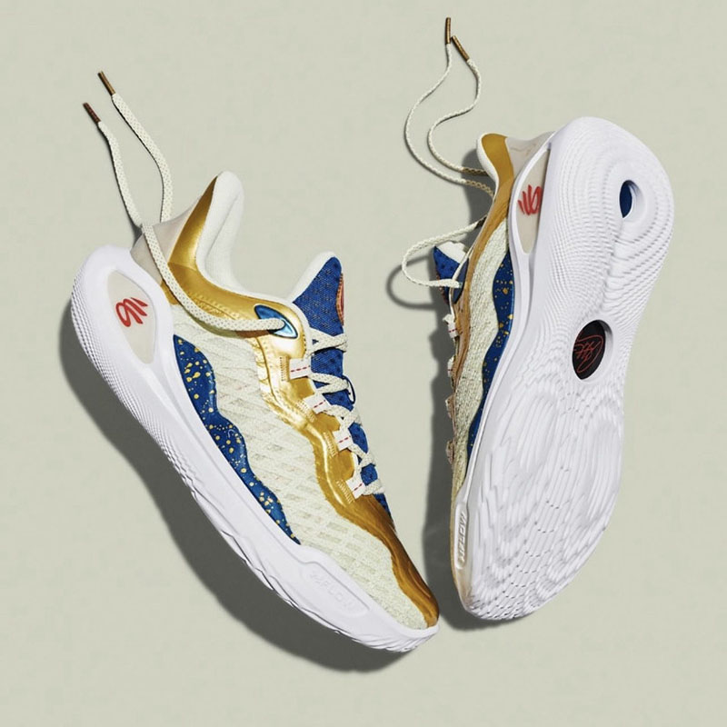 Under Armour 3026617‑300 Signa - Men Shoes Under 300 ulasan dan harga